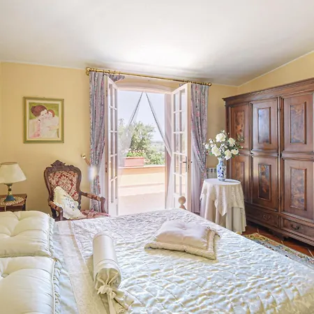 Ferienhaus Gorgeous In With House Sea View Siniscola