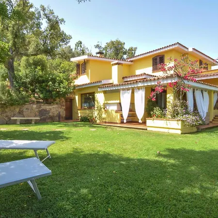 Ferienhaus Gorgeous In With House Sea View