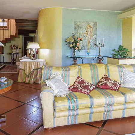Ferienhaus Gorgeous In With House Sea View *