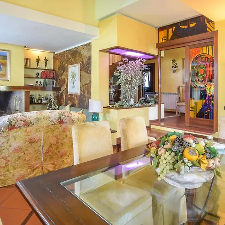 Ferienhaus Gorgeous In With House Sea View Siniscola